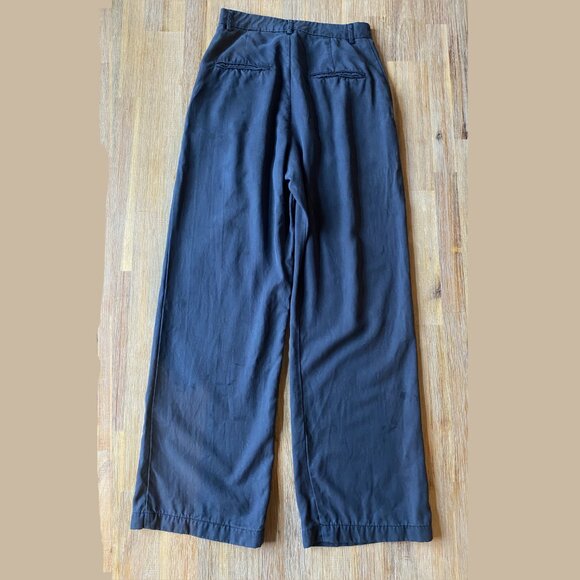 Reformation Mason Pant in Black - Hemmed to 30" Inseam - Picture 3 of 6